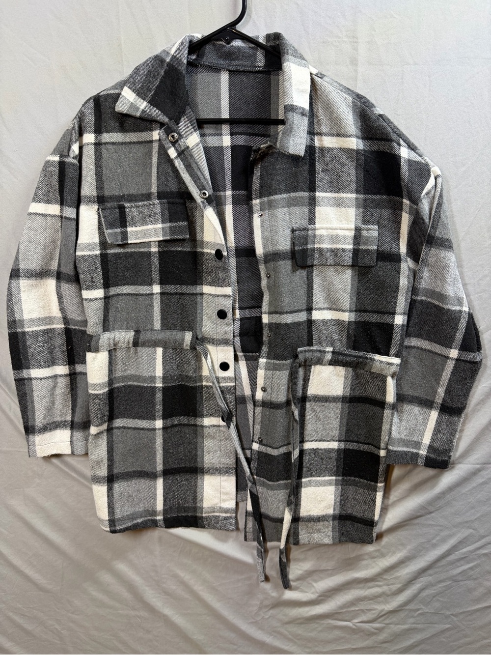 SHEIN Black & Gray Plaid Lightweight Shirt Jacket